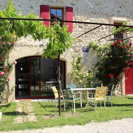 Villa Chez Germaine Les Granges-Gontardes Exterior foto